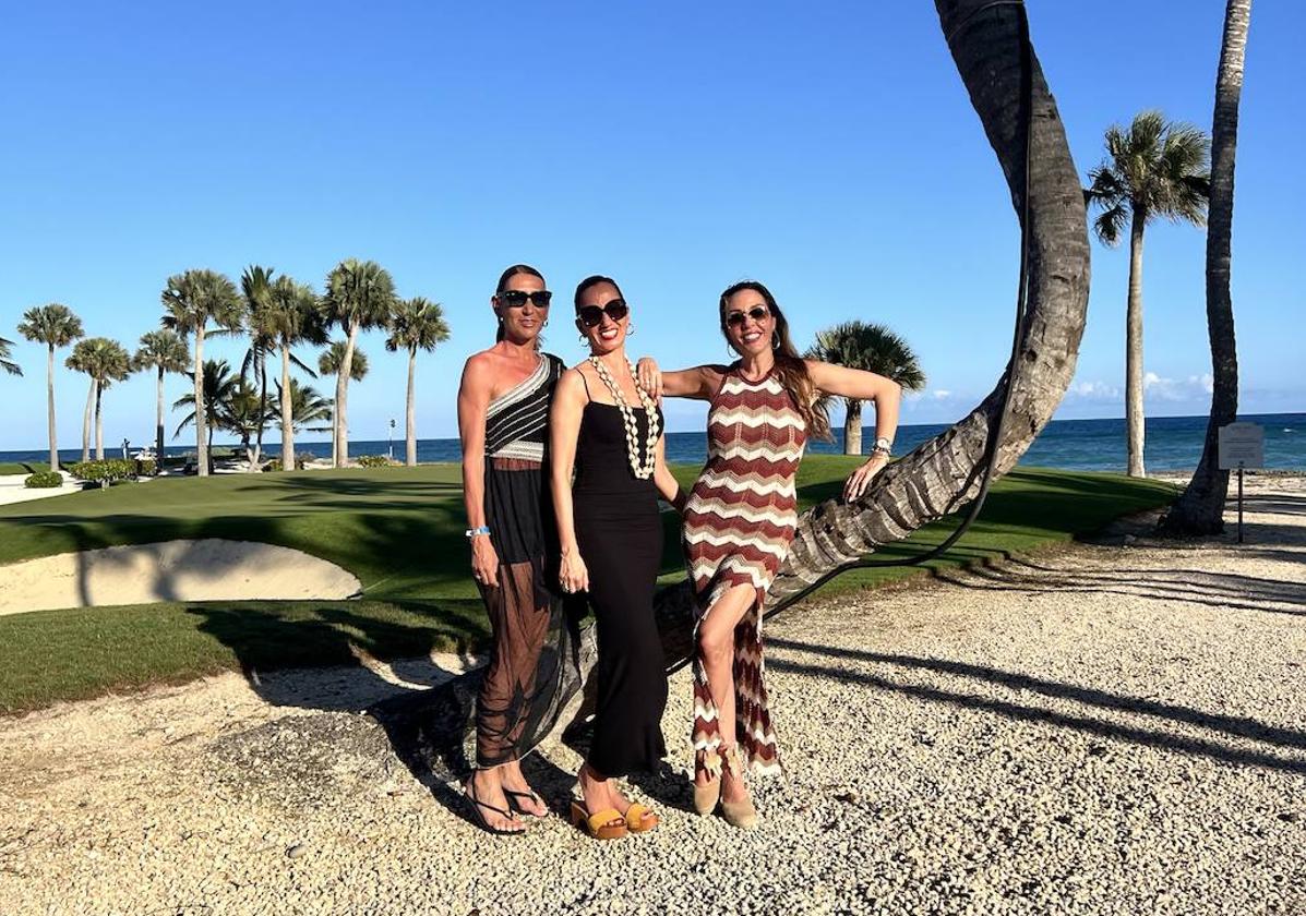 Nuria Galbis, Andrea Villafañe y Mónica Duart en Punta Cana.