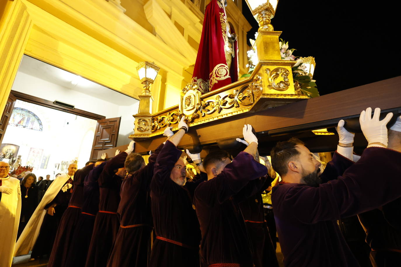 Procesión del Ecce Homo por las calles del Marítimo