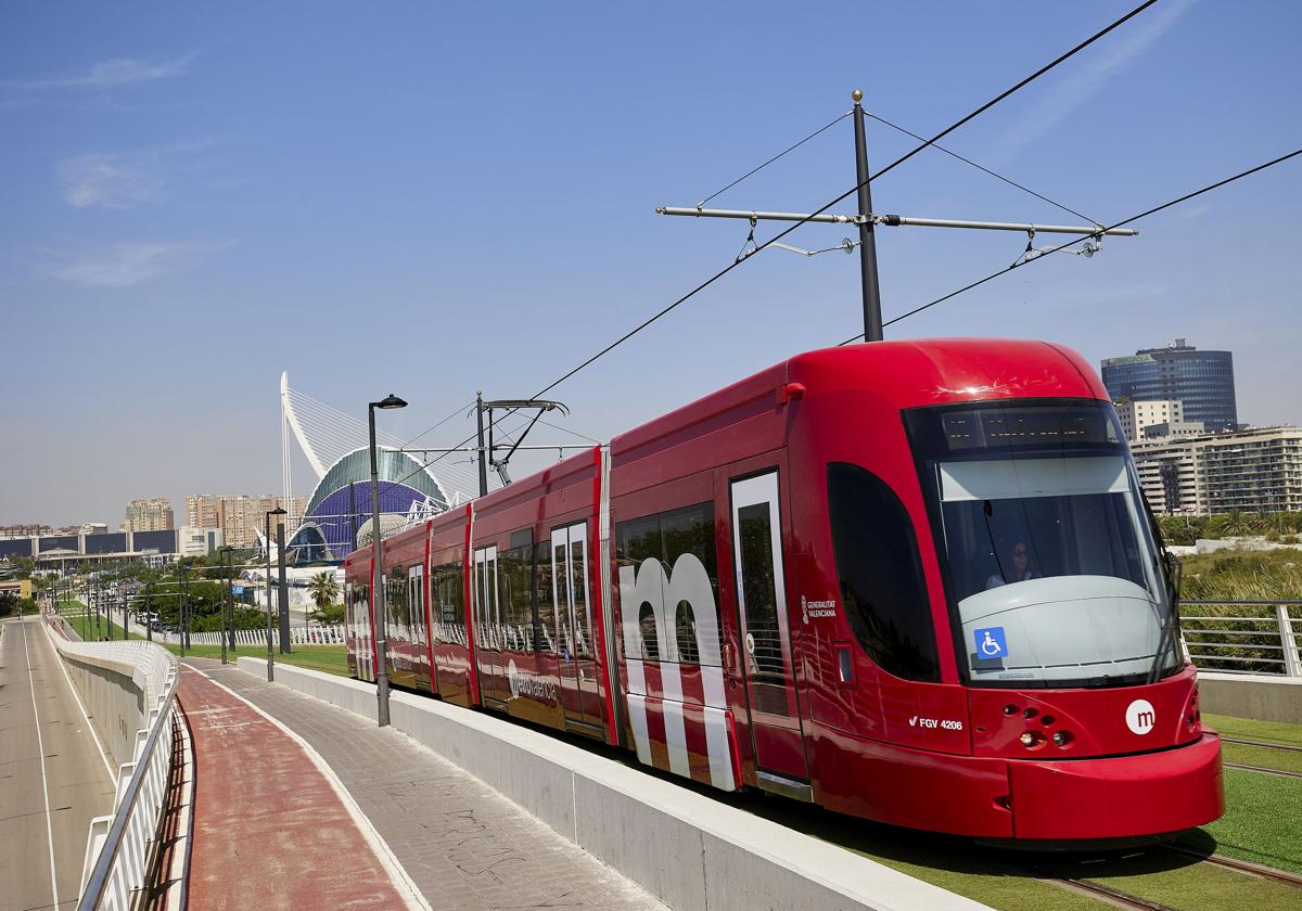 Metrovalencia modifica horarios e interrumpe el servicio en varias paradas con motivo de la Semana Santa Marinera