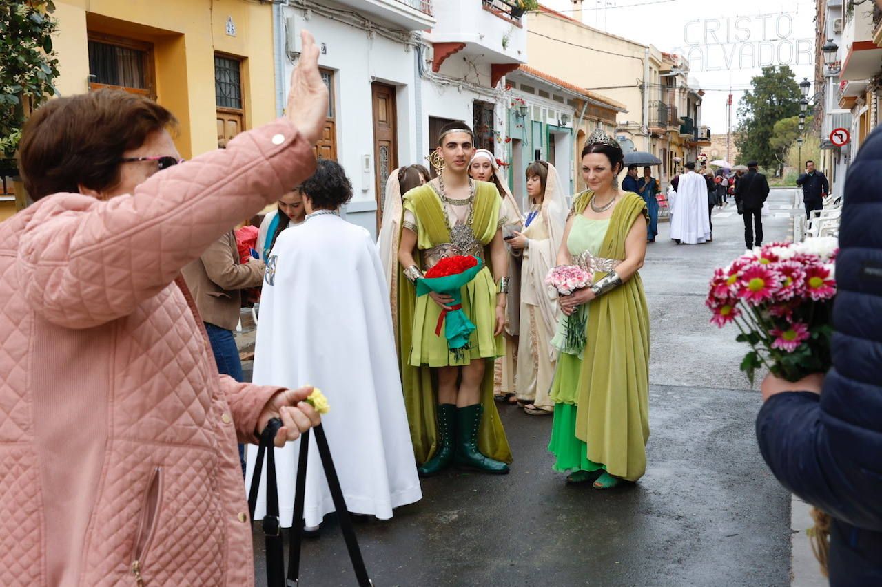 Suspendido el Desfile de Resurrección de la Semana Santa Marinera de Valencia por la lluvia, en imágenes