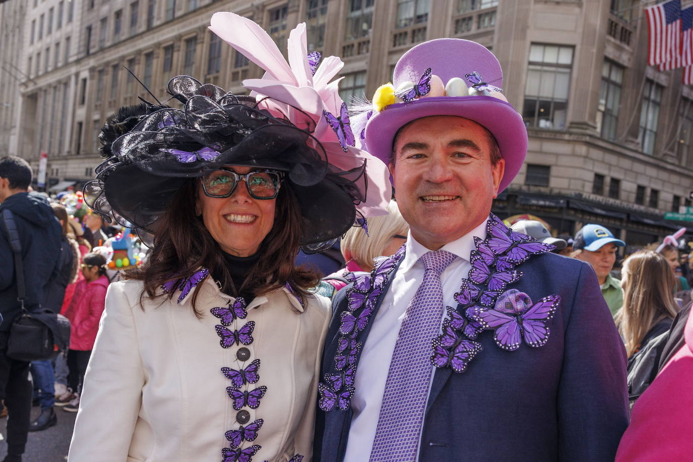 Nueva York celebra la Pascua con un desfile de llamativos sombreros