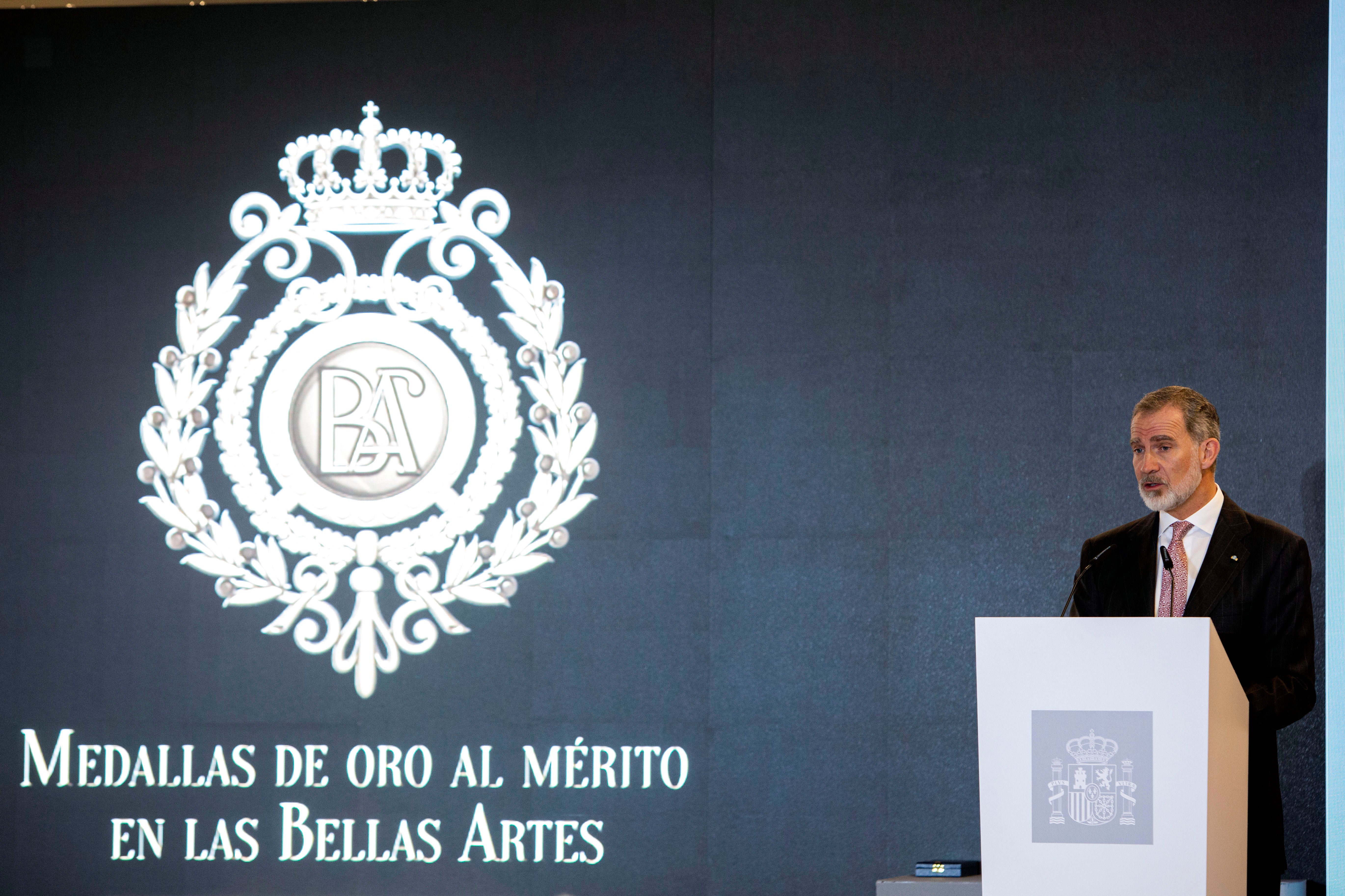 Letizia deslumbra con un vestido primaveral