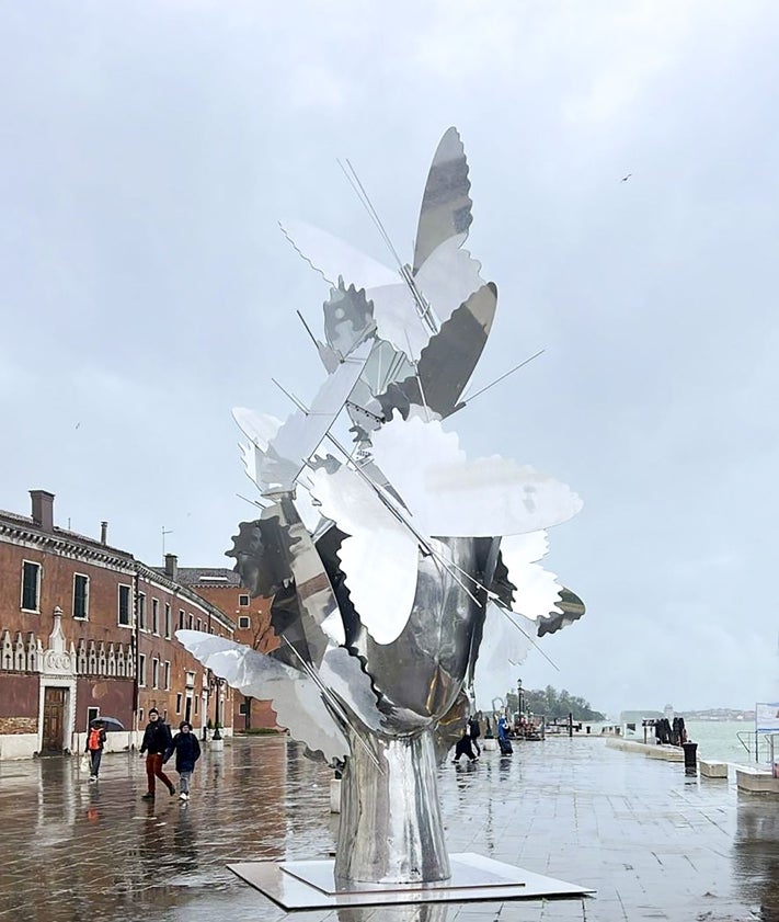 Imagen secundaria 2 - Las &#039;Meninas&#039; de Valdés desembarcan en Venecia