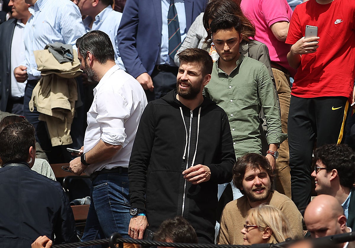 Piqué, durante unas eliminatorias de la Copa Davis en la plaza de toros de Valencia.