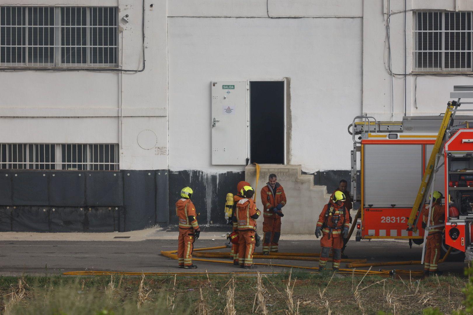 Incendio en una fábrica en Sollana