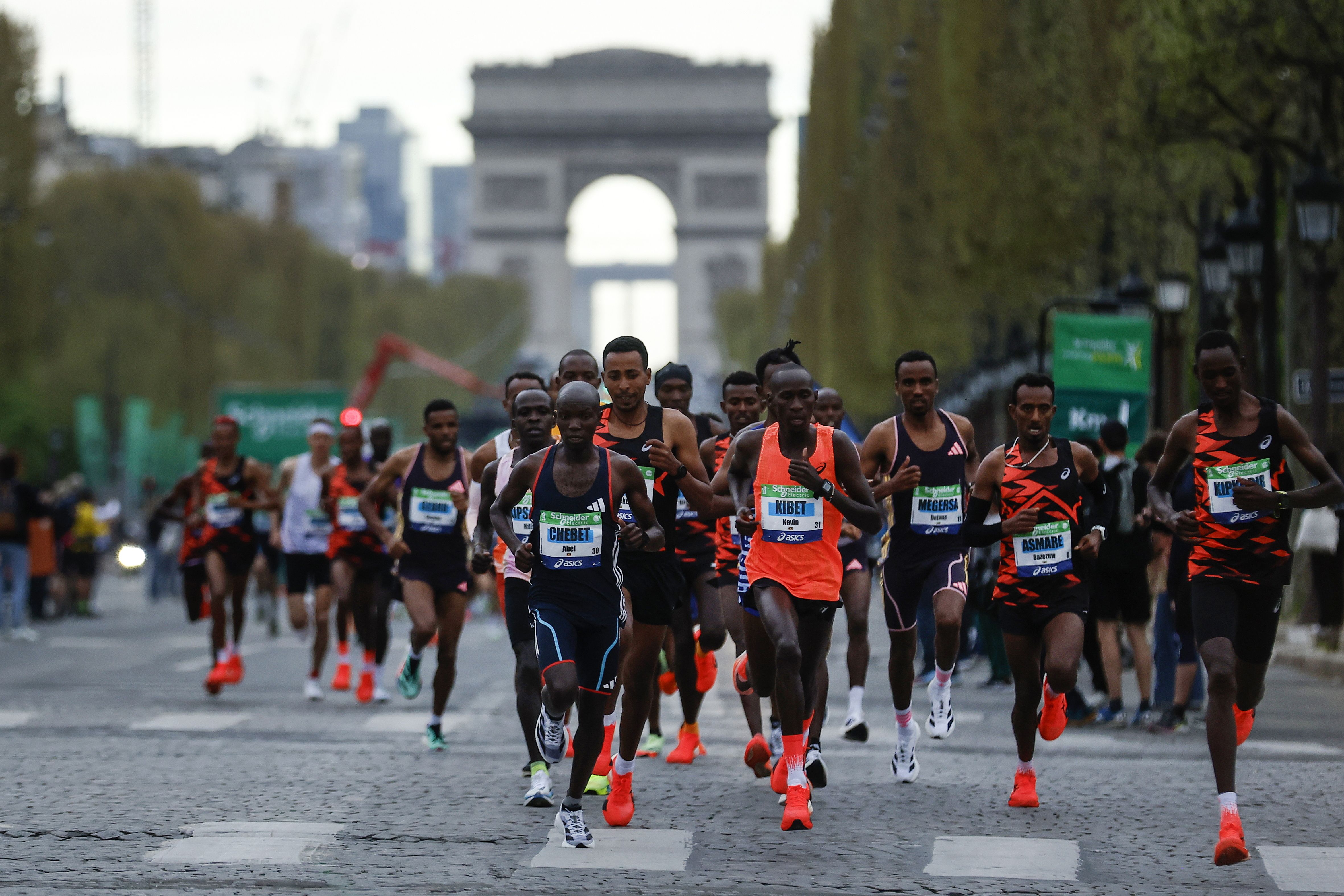 Las mejores imágenes del Maratón de París 2024