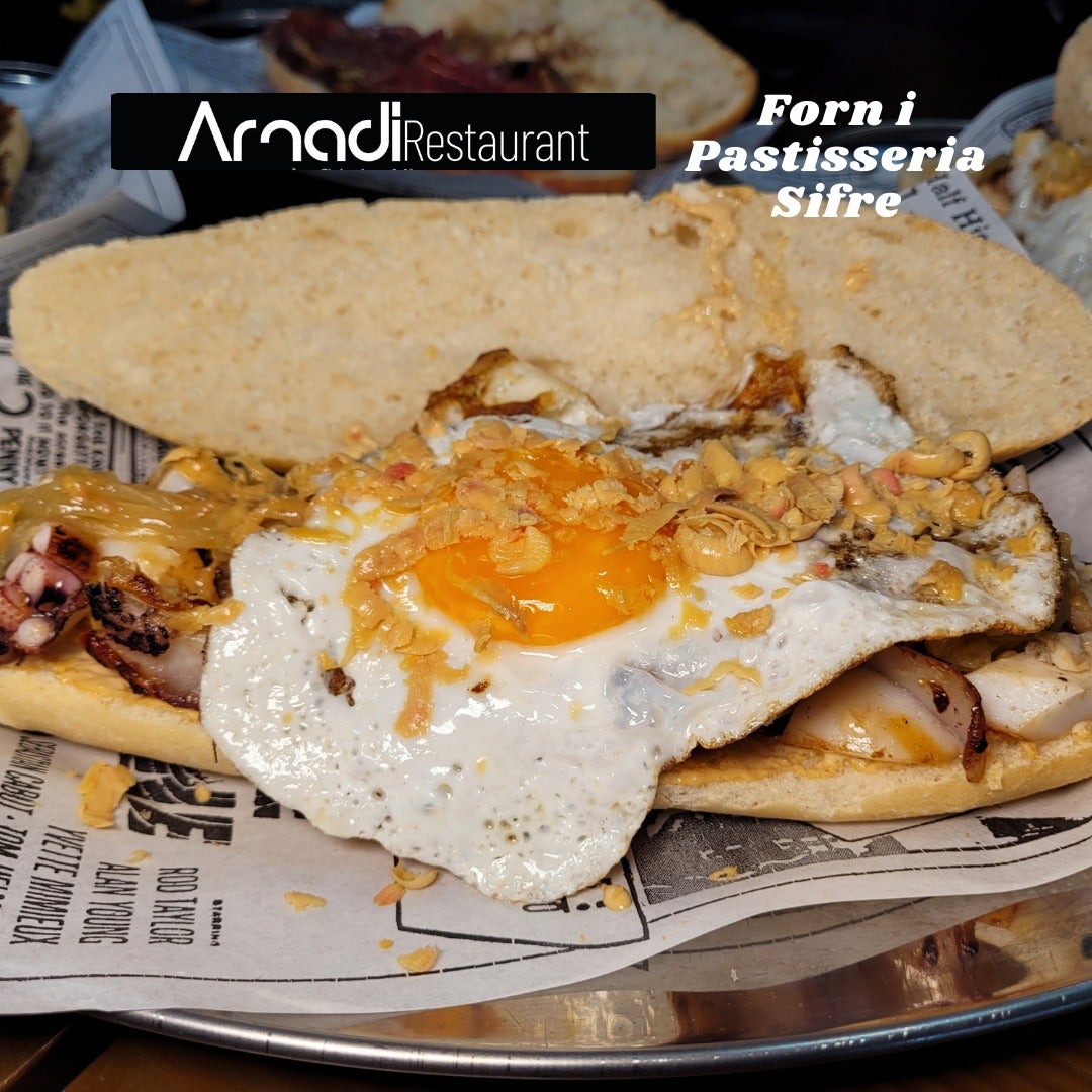 Arnadí y el Forn Bernia ganan el premio de la ruta de almuerzos de Alzira