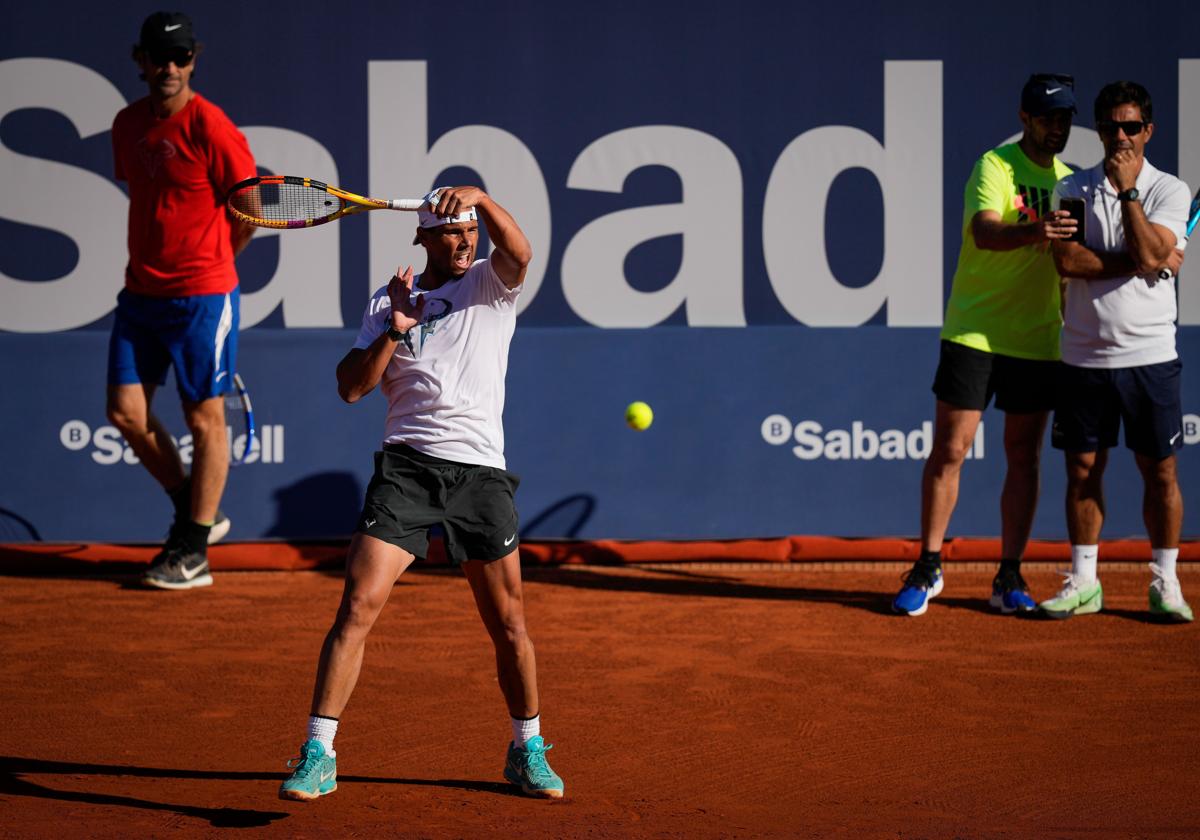 Nadal entrena en Barcelona.