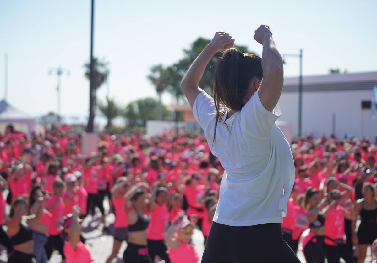 Valencia se tiñe de rosa con la Carrera de la Mujer 2024