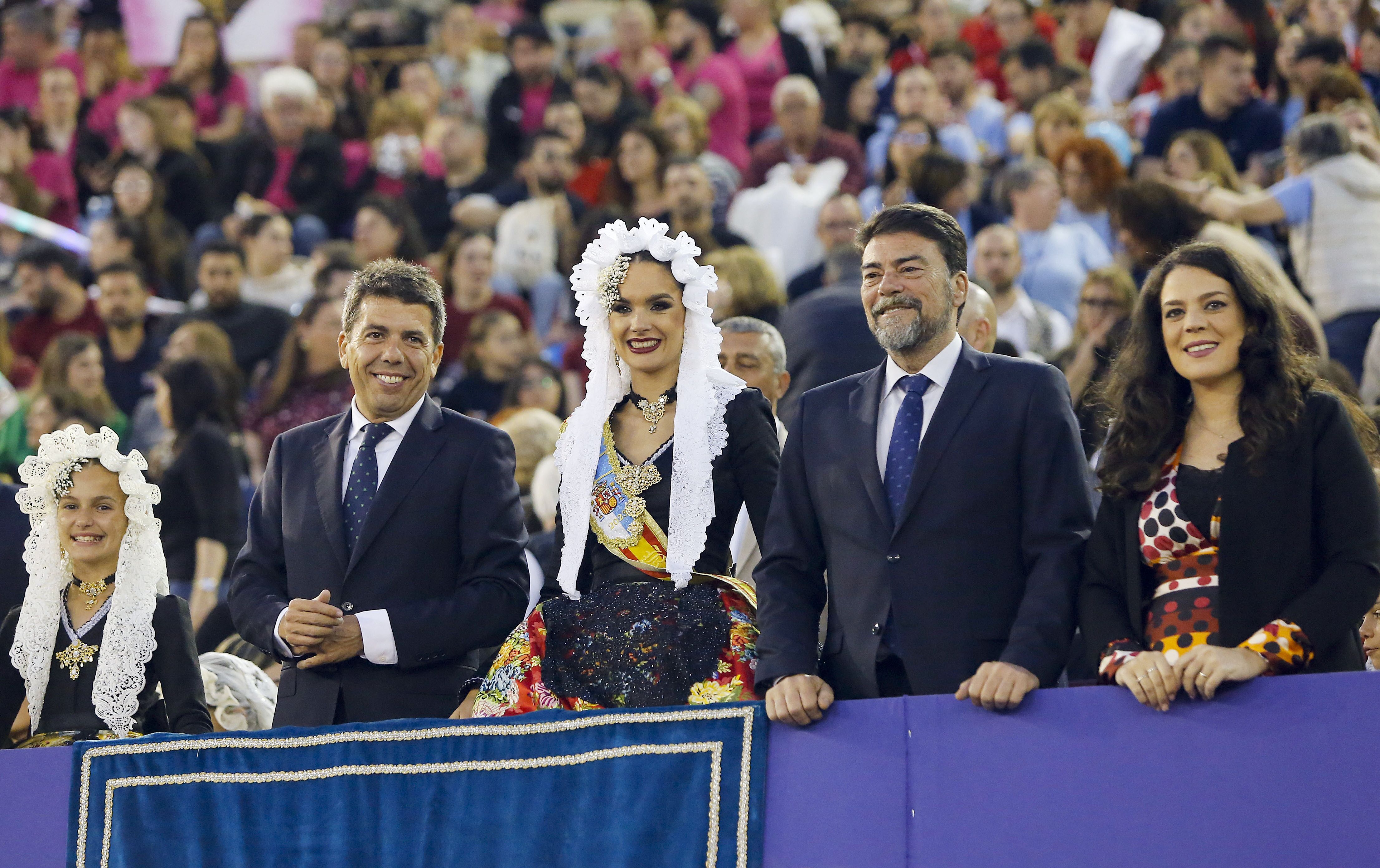 Así es la Bellea del Foc 2024 y sus Damas de Honor