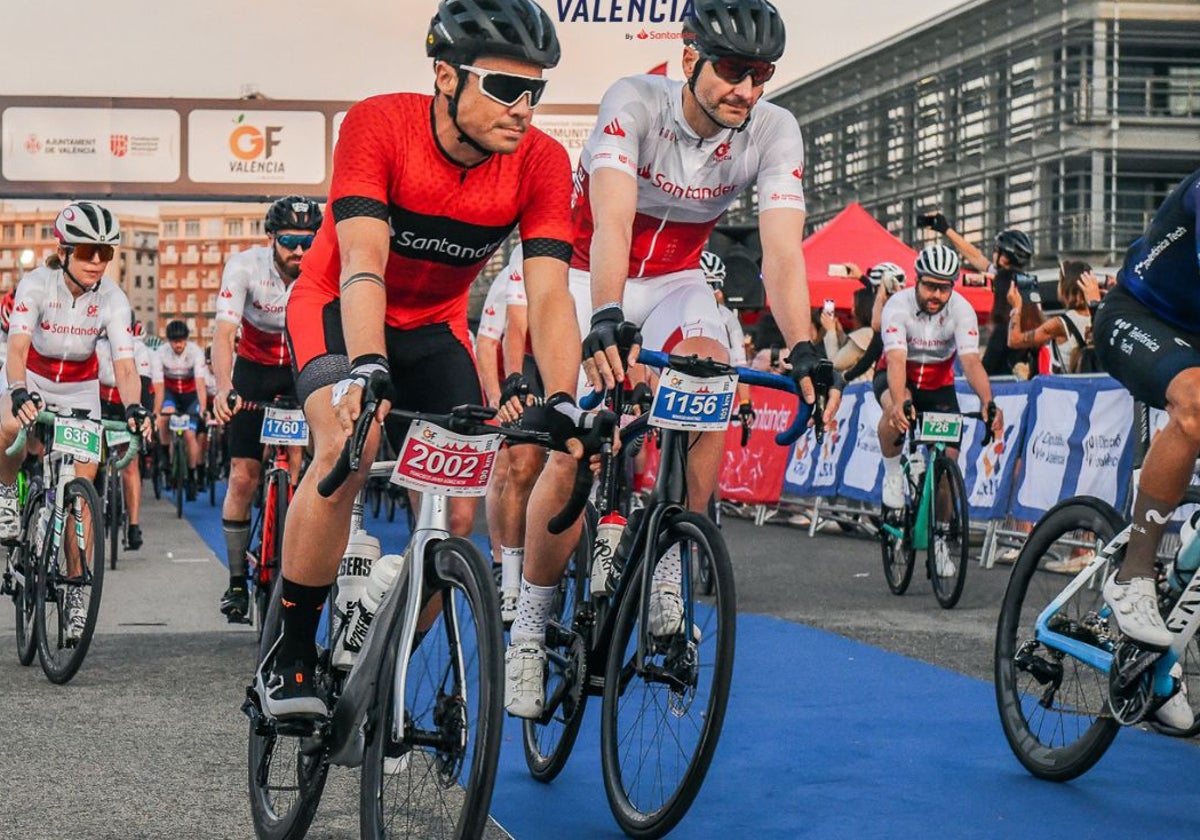 Gómez Noya rueda durante el Gran Fondo del año pasado.