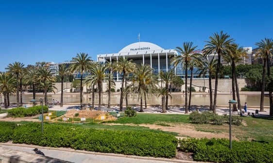 Obras de canalización del agua en el jardín del Turia.