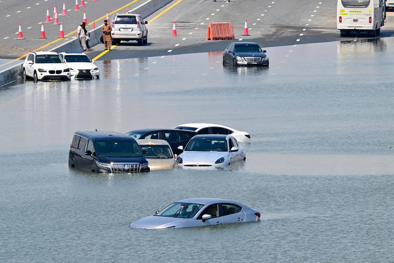 Las impactantes imágenes que han dejado las tormentas en Dubái