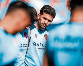 Dela, durante un entrenamiento del Levante de esta semana