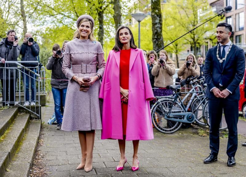 Letizia sorprende con una combinación de colores imposible en Países Bajos