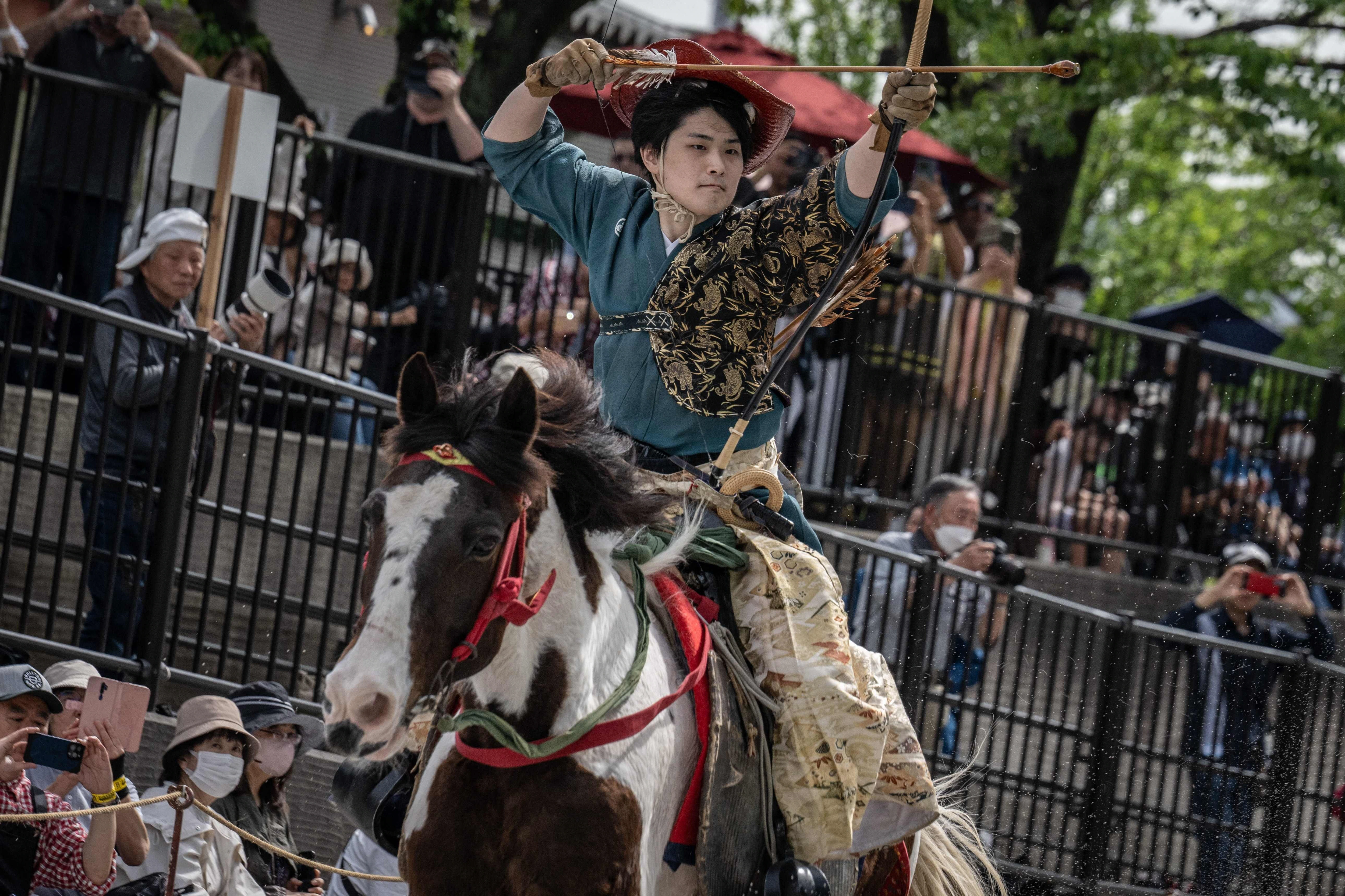 Yabusame, el ancestral tiro con arco a caballo de Japón | Las Provincias