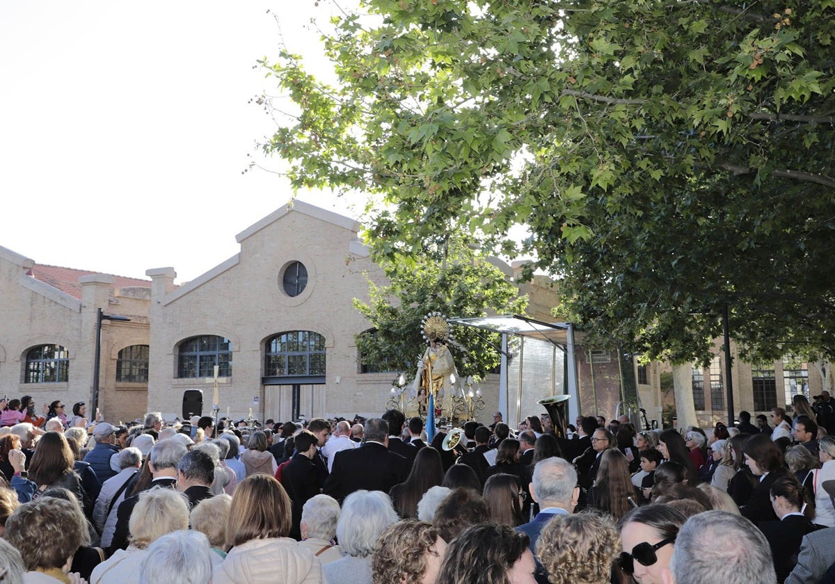 Visita de la Virgen Peregrina al barrio de Ruzafa.