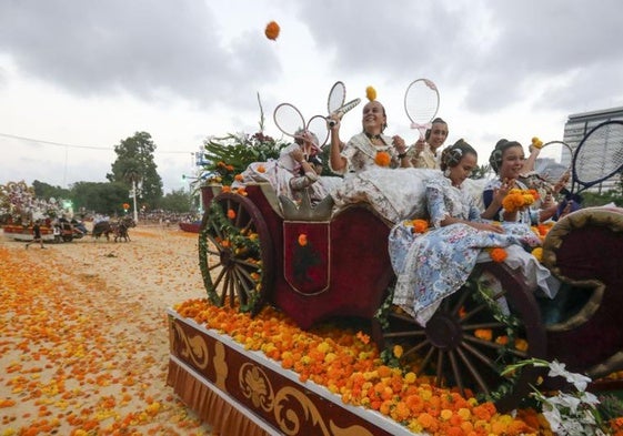 Una de las carrozas de la batalla del pasado año.