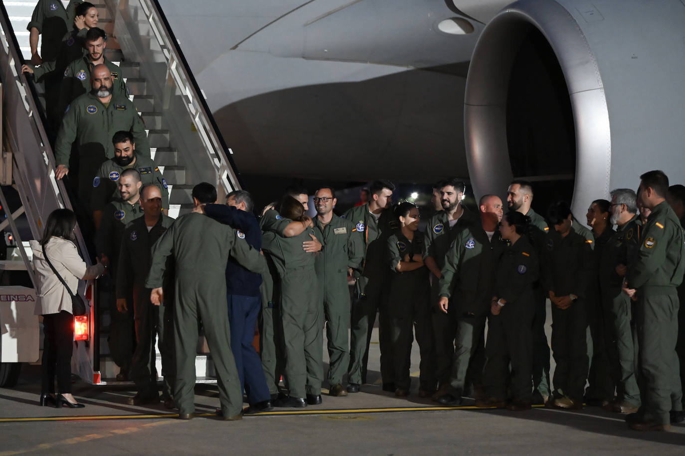 Aterriza en Loiu (Vizcaya) el avión militar medicalizado que ha repatriado al español Álex González desde Tailandia