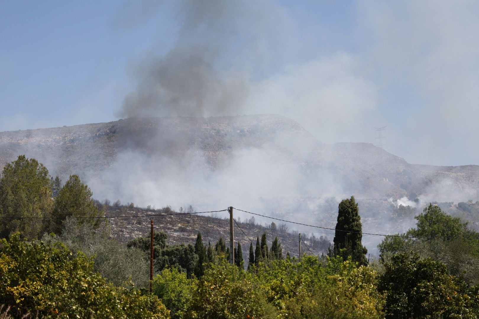 El incendio de Barxeta, en imágenes