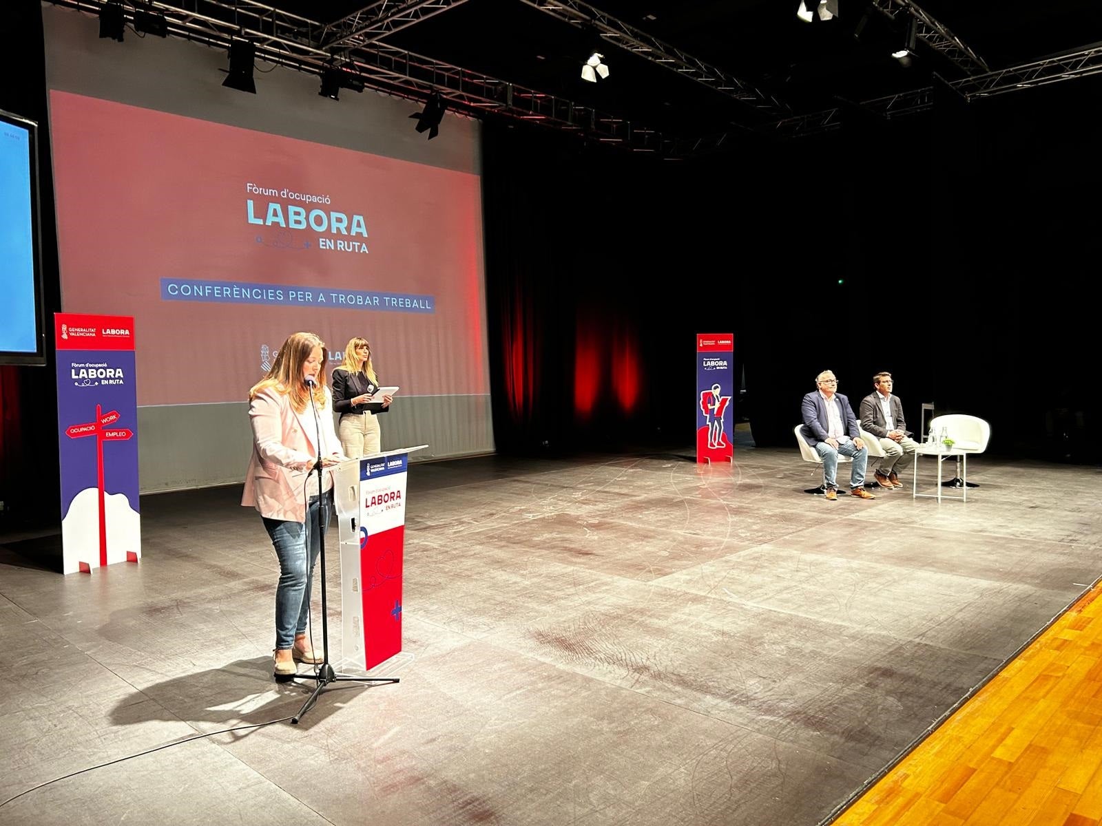 Inauguración de Labora en Ruta celebrado este miércoles en Ontinyent.