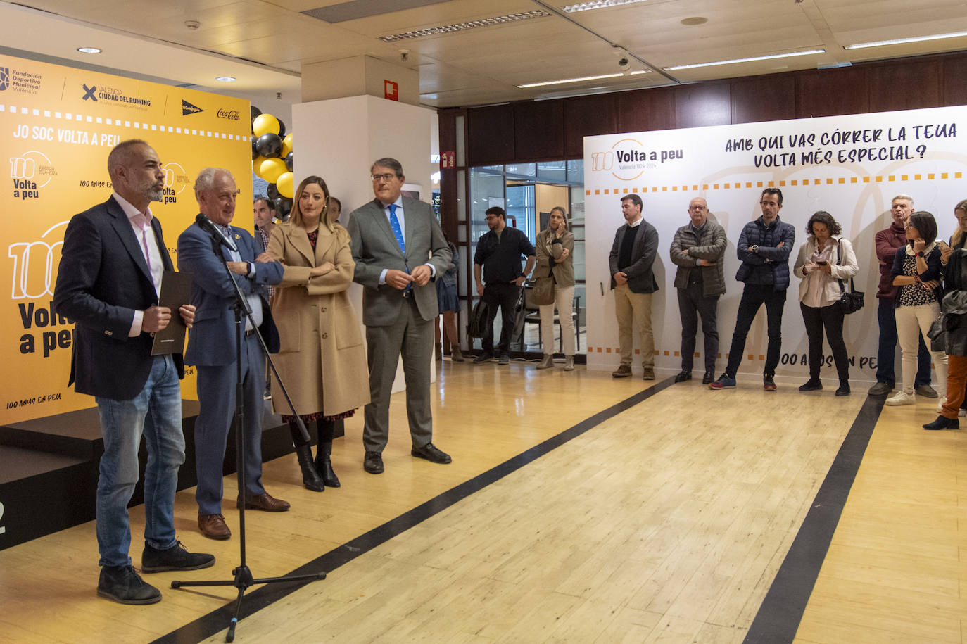 Presentación de la exposición de la Volta a Peu por su centenario