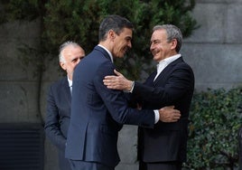 José Luis Rodríguez Zapatero y Pedro Sánchez en una imagen de archivo.