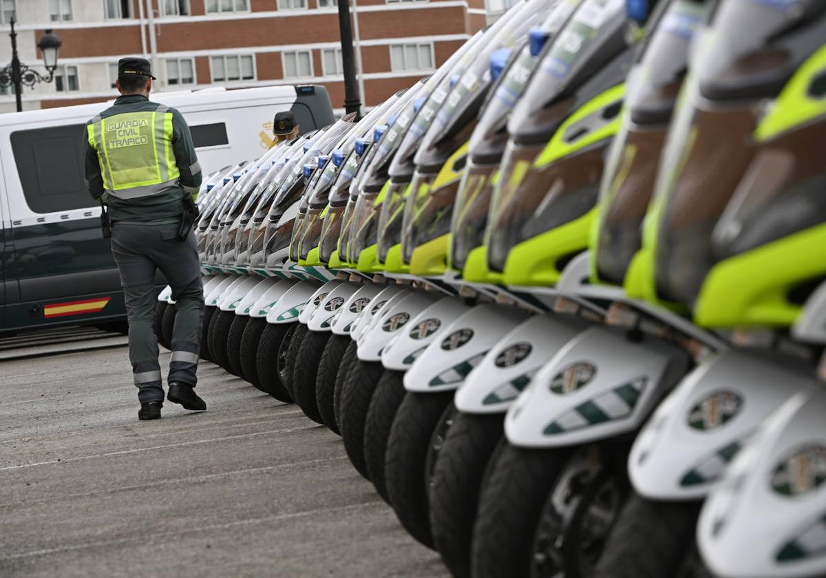 Motos de la Guardia Civil de Tráfico.