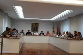 Un momento de la sesión plenaria de la corporación municipal del Ayuntamiento de Xàtiva.