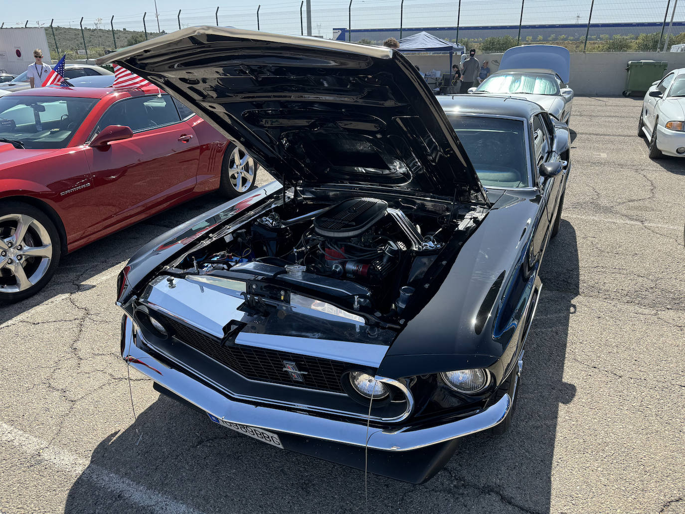 Los mejores coches americanos se citaron en el Circuit Ricardo Tormo