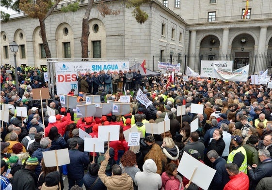 Manifestación en Madrid en defensa del trasvase.