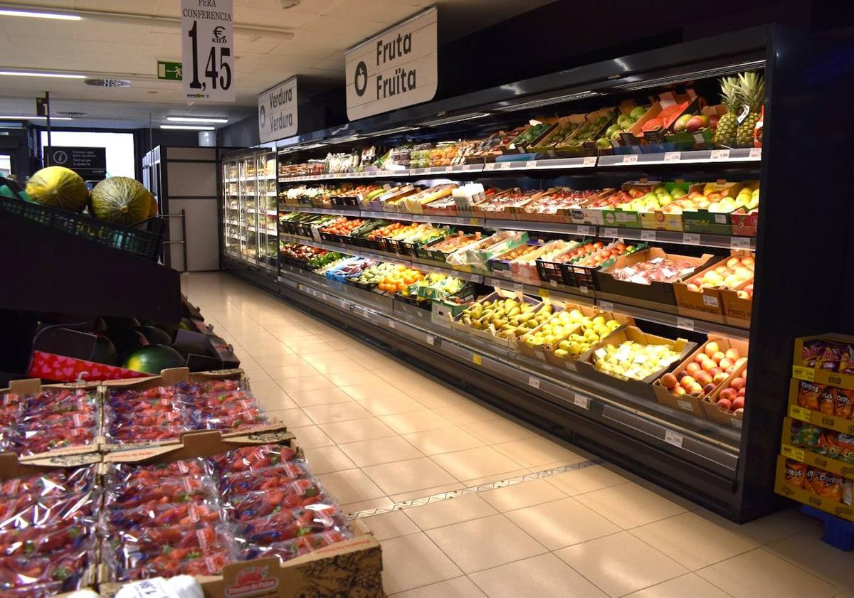 Imagen principal - La nueva cadena de supermercados que acaba de abrir dos locales en Valencia