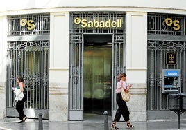 Sabadell es el banco líder en cuota de mercado en Alicante.