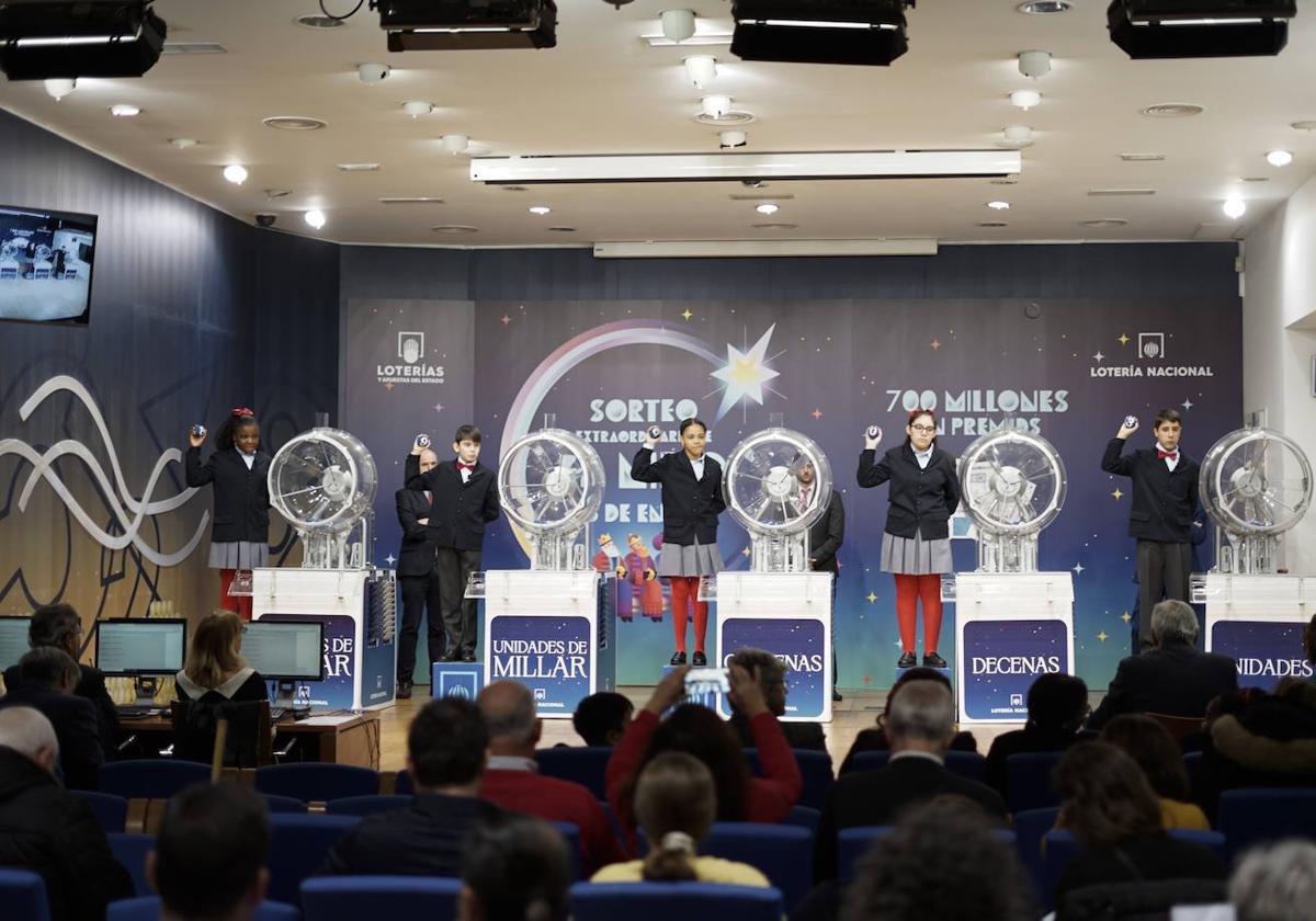 A qué hora es y dónde seguir hoy en directo el sorteo extraordinario de la Lotería Nacional del Día de la Madre