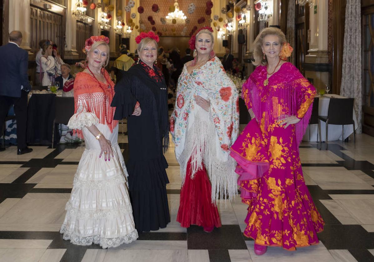 Mercedes Fillol, Carmen de Rosa, Laura Fitera y Mayrén Beneyto.