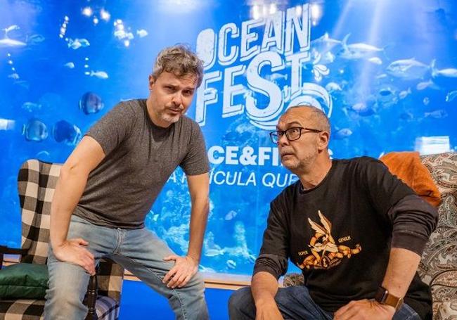 Juan Gómez-Jurado y Arturo González-Campos en el Oceanogràfic. Autor_Marc Doménech