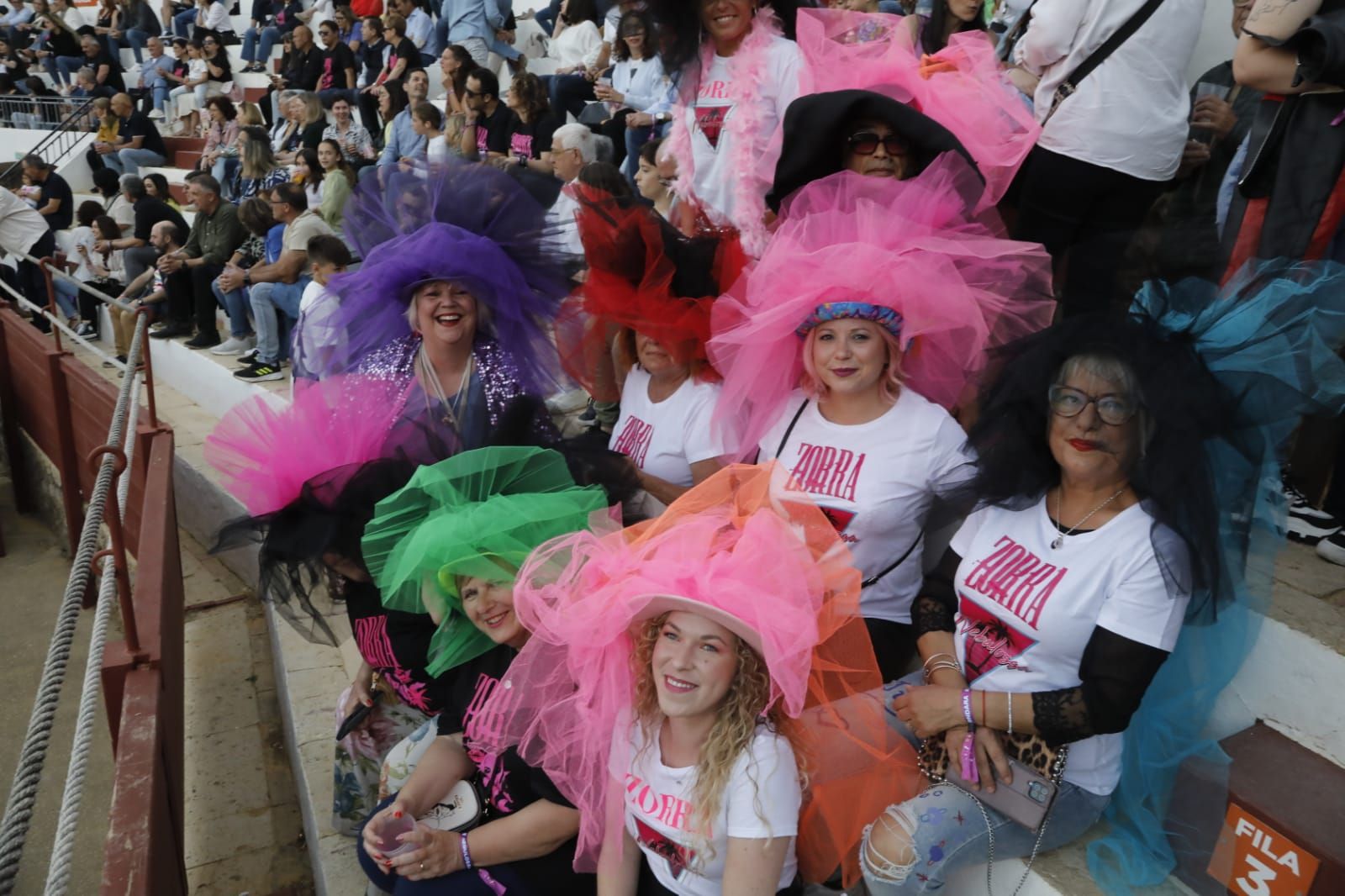 La fiesta en Ondara para impulsar a Nebulossa a ganar Eurovisión