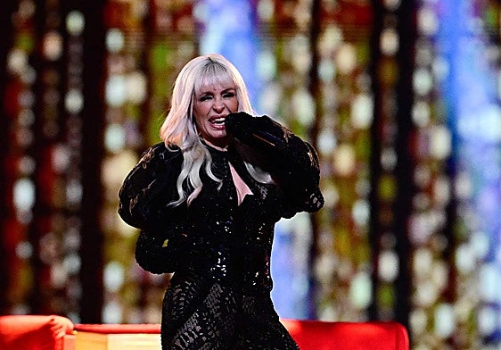 Mery Bas durante su actuación en la final de Eurovisión 2024.