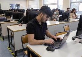 Alumnos de la Universitat Politècnica de València, en una imagen de archivo.