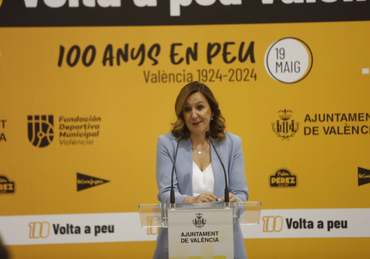 La alcaldesa María José Catalá, durante la presentación de la Volta a Peu de Valencia.