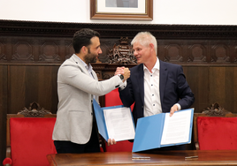 El alcalde de Sagunto saluda al de Salzgitter.