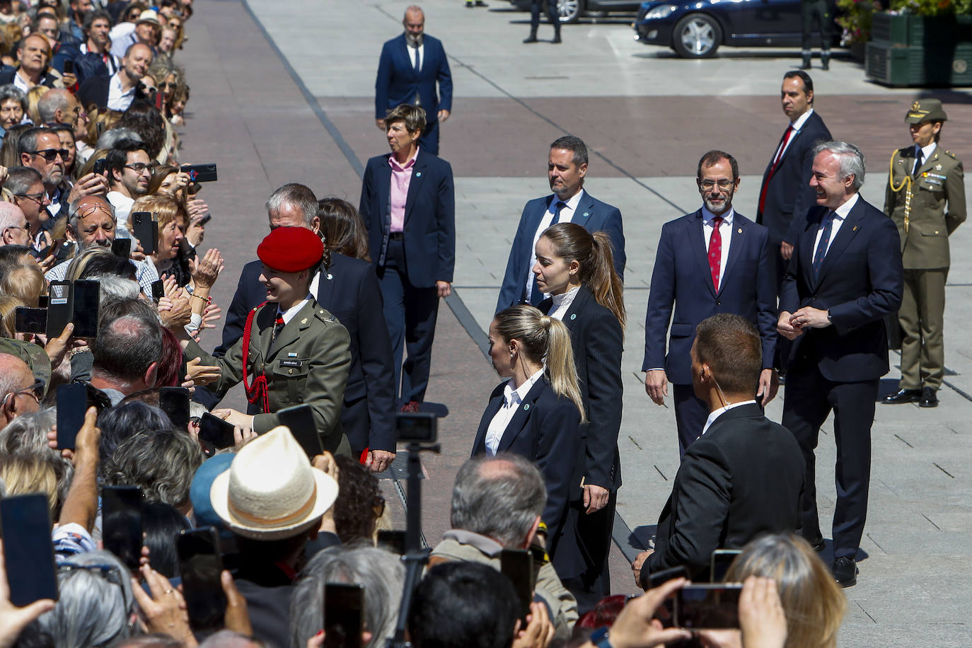 Las Cortes de Aragón entregan a la princesa Leonor su máxima distinción