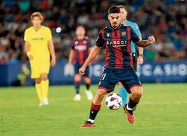 Sergio Lozano, en un partido contra el Villarreal B