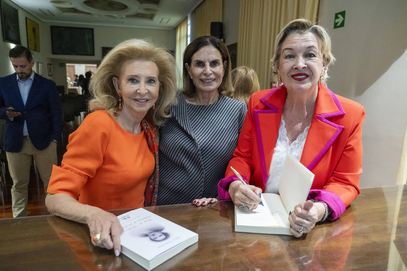 Presentación del libro de Alicia Viladomat.