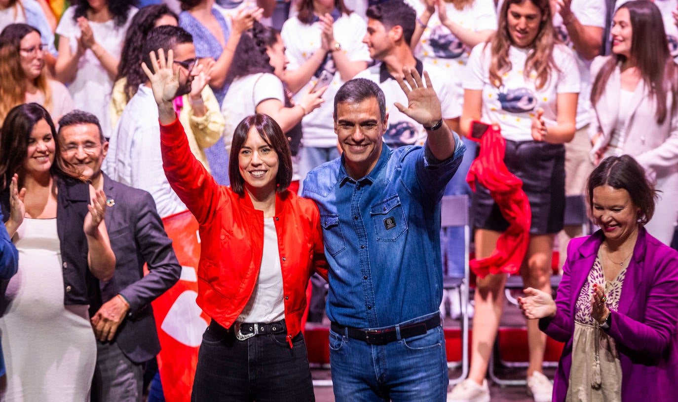 Las imágenes del miting de Pedro Sánchez en Valencia