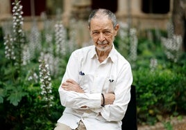 José Luis Alcaine, en el claustro renacentista del Centre del Carmen