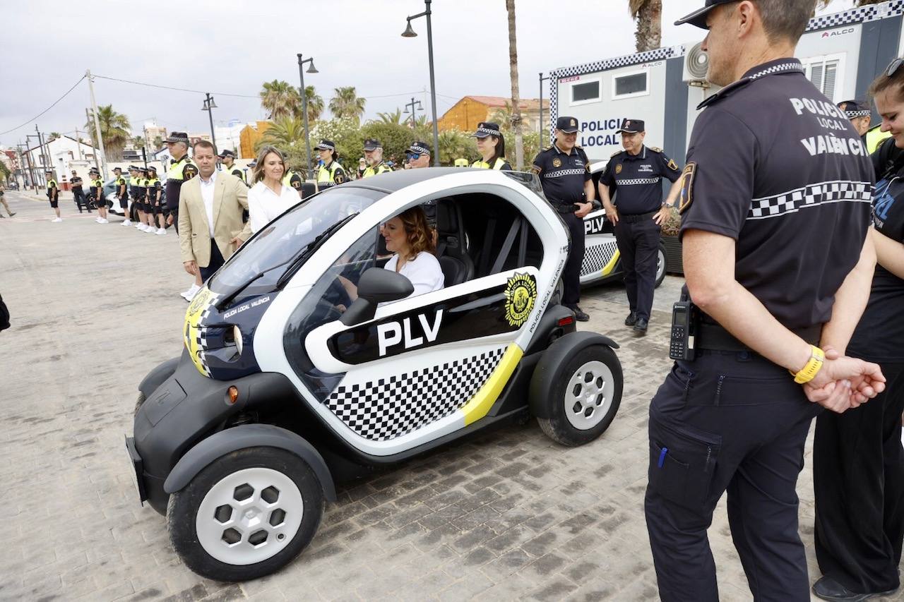 Presentación del dispotivo policial en las playas de Valencia 2024, en imágenes