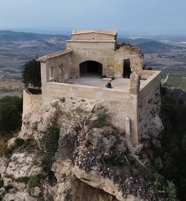 Imagen de la ermita del Puig, tras la última (novena) actuación realizada.