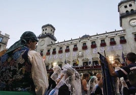 Alicante prende la mecha de las Hogueras 2024.