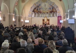 Misa homenaje a Julio Ciges, que se realizó en la iglesia María Inmaculada de Vera.